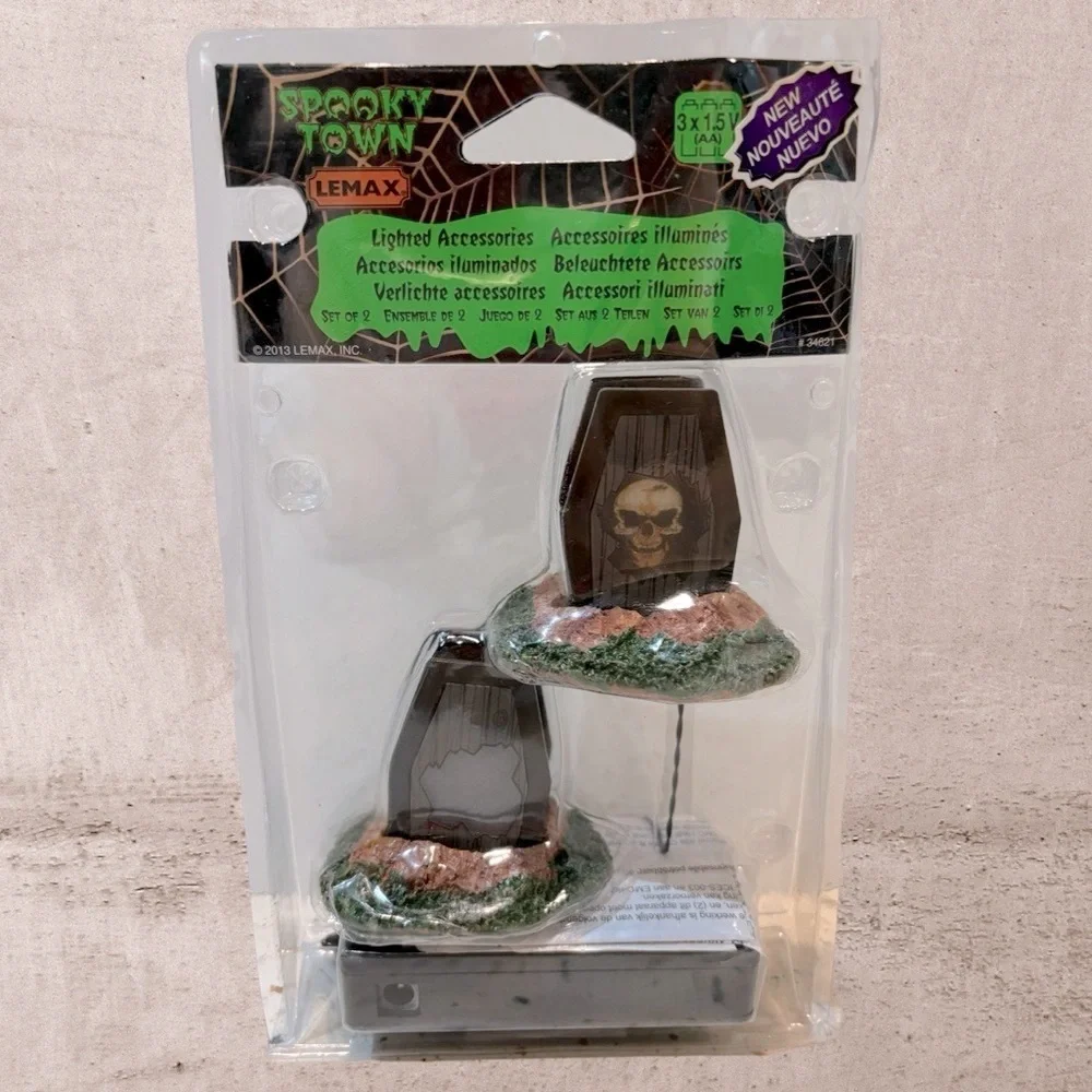 Spooky Town Lemax Halloween Village Cemetery‎ Light Up Coffins